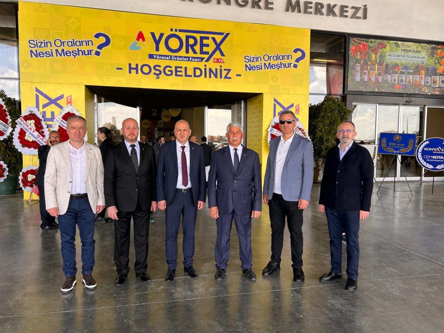 17771275401084681377