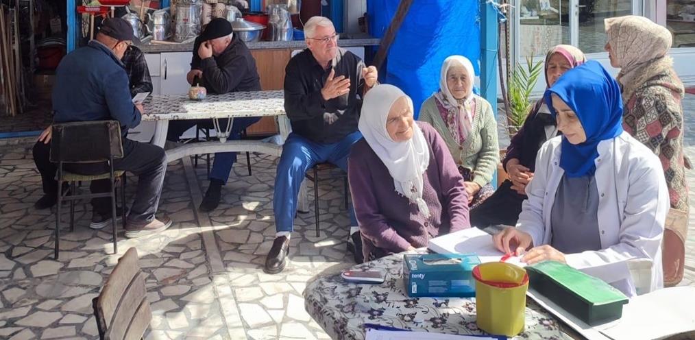 Merkez Toplum Sağlığı Merkezi ekipleri tarafından mobil sağlık hizmetleri kapsamında Kıranpazarı, Hasanefendi, Mamak, Okçular, Kaman, Karahüseyinli ve Çaybükü köylerine ziyaretler gerçekleştirildi.